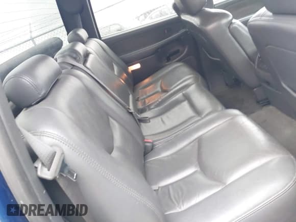 ✅ 2003 Chevrolet Silverado 1500HD LS • VIN: 1GCGK13U33F140106 • Лот: 43505368. Опубликован ранее на IAAI с пробегом 169 603 миль. Бесплатный доступ к архиву аукционных продаж из США и подробный отчёт об истории автомобиля на DreamBid. Изображение 8.