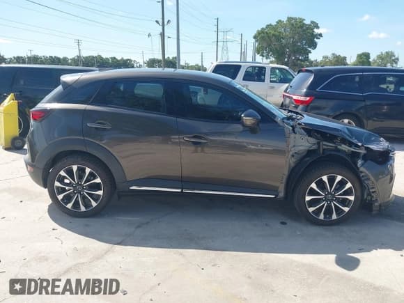 ✅ 2019 Mazda CX-3 Grand Touring • VIN: JM1DKDD79K0408249 • Лот: 42579272. Опубликован ранее на IAAI с пробегом 46 480 миль. Бесплатный доступ к архиву аукционных продаж из США и подробный отчёт об истории автомобиля на DreamBid. Изображение 14.