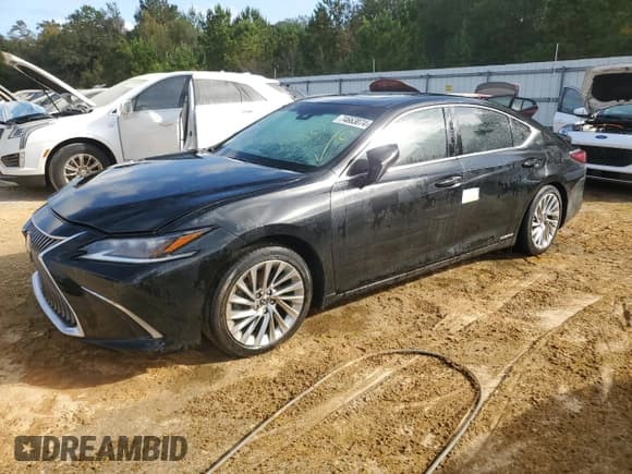 ✅ 2021 Lexus ES 300h Ultra Luxury • VIN: 58AFA1C10MU008796 • Лот: 74663074. Опубликован ранее на Copart с пробегом Не указан. Бесплатный доступ к архиву аукционных продаж из США и подробный отчёт об истории автомобиля на DreamBid. Изображение 1.