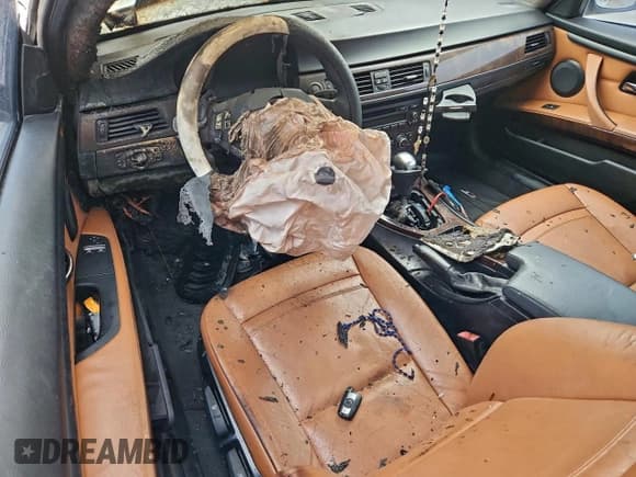 ✅ 2012 BMW 3 Series 328i • VIN: WBAKE3C56CE769383 • Lot: 95983435. Listed on Copart with Not provided. Free auction sales archive from the USA and detailed vehicle history report at DreamBid. Image 8.