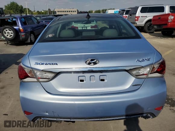 ✅ 2013 Hyundai Sonata Limited • VIN: KMHEC4A41DA085674 • Lot: 71118854. Listed on Copart with 146,567 mi. Free auction sales archive from the USA and detailed vehicle history report at DreamBid. Image 6.