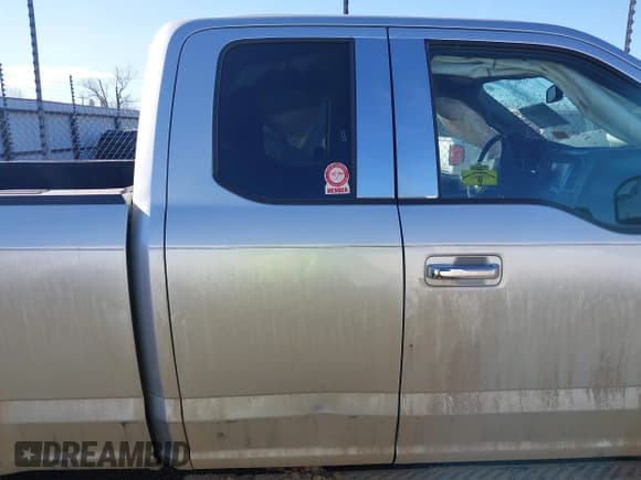 ✅ 2015 Ford F-150 XLT • VIN: 1FTFX1EF4FKE71784 • Лот: 41666937. Опубликован ранее на IAAI с пробегом 112 117 миль. Бесплатный доступ к архиву аукционных продаж из США и подробный отчёт об истории автомобиля на DreamBid. Изображение 13.