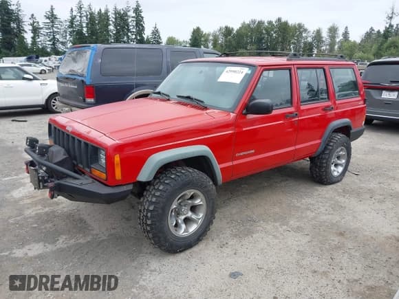 ✅ 1999 Jeep Cherokee SE • VIN: 1J4FF28S2XL613766 • Lot: 42990224. Listed on IAAI with Not provided. Free auction sales archive from the USA and detailed vehicle history report at DreamBid. Image 2.