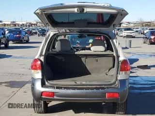 2006 Hyundai Santa Fe GLS z VIN KM8SC13D66U058387, wystawiony jako Copart lot #87463004 z przebiegiem 174 187 mil mil oraz Czysty tytuł • Clean title. Historia ofert i sprzedaży dostępna na DreamBid. Obrazek 6.