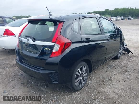 ✅ 2016 Honda Fit EX • VIN: JHMGK5H72GX035243 • Lot: 42700650. Listed on IAAI with 145,343 mi. Free auction sales archive from the USA and detailed vehicle history report at DreamBid. Image 4.