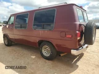 ✅ 1994 GMC Vandura • VIN: 1GDEG25K4RF512602 • Lot: 55648355. Wystawiony na Copart z przebiegiem 196 315 mil. Bezpłatny archiwum sprzedaży aukcyjnych z USA i szczegółowy raport historii pojazdu na DreamBid. Zdjęcie 2.
