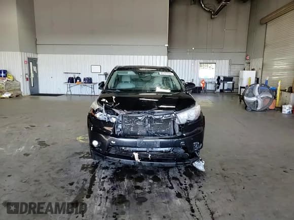 ✅ 2014 Toyota Highlander Limited • VIN: 5TDDKRFH1ES013051 • Lot: 85177595. Listed on Copart with 160,013 mi. Free auction sales archive from the USA and detailed vehicle history report at DreamBid. Image 14.