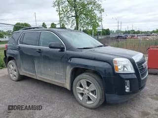 ✅ 2015 GMC Terrain SLT • VIN: 2GKFLXE3XF6228797 • Lot: 42289463. Wystawiony na IAAI z przebiegiem 57 307 mil. Bezpłatny archiwum sprzedaży aukcyjnych z USA i szczegółowy raport historii pojazdu na DreamBid. Zdjęcie 1.