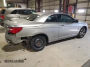 ✅ 2013 Chrysler 200 S • VIN: 1C3BCBGG9DN515865 • Lot: 65997235. Wystawiony na Copart z przebiegiem 68 247 mil. Bezpłatny archiwum sprzedaży aukcyjnych z USA i szczegółowy raport historii pojazdu na DreamBid. Zdjęcie 3.