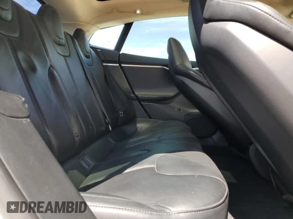 ✅ 2012 Tesla Model S • VIN: 5YJSA1CN1CFP02658 • Лот: 66325805. Опубликован ранее на Copart с пробегом 127 300 миль. Бесплатный доступ к архиву аукционных продаж из США и подробный отчёт об истории автомобиля на DreamBid. Изображение 11.