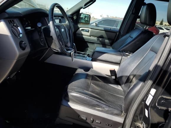 ✅ 2015 Ford Expedition Max Limited • VIN: 1FMJK1KT2FEF29436 • Lot: 79074374. Listed on Copart with 129,765 mi. Free auction sales archive from the USA and detailed vehicle history report at DreamBid. Image 7.