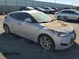 ✅ 2016 Hyundai Veloster • VIN: KMHTC6AD7GU280426 • Lot: 77609894. Wystawiony na Copart z przebiegiem Nie podano. Bezpłatny archiwum sprzedaży aukcyjnych z USA i szczegółowy raport historii pojazdu na DreamBid. Zdjęcie 4.