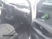 ✅ 2019 Mercedes-Benz Metris Cargo • VIN: WD3PG3EA8K3523212 • Lot: 42943385. Wystawiony na IAAI z przebiegiem 156 402 mil. Bezpłatny archiwum sprzedaży aukcyjnych z USA i szczegółowy raport historii pojazdu na DreamBid. Zdjęcie 5.