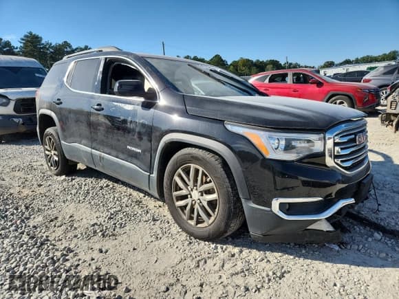 ✅ 2017 GMC Acadia SLT • VIN: 1GKKNULS2HZ323654 • Lot: 84941165. Wystawiony na Copart z przebiegiem 131 905 mil. Bezpłatny archiwum sprzedaży aukcyjnych z USA i szczegółowy raport historii pojazdu na DreamBid. Zdjęcie 4.