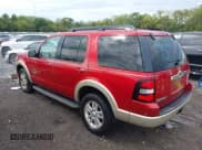 ✅ 2008 Ford Explorer Eddie Bauer • VIN: 1FMEU74E88UB22291 • Lot: 43301851. Wystawiony na IAAI z przebiegiem 247 466 mil. Bezpłatny archiwum sprzedaży aukcyjnych z USA i szczegółowy raport historii pojazdu na DreamBid. Zdjęcie 3.