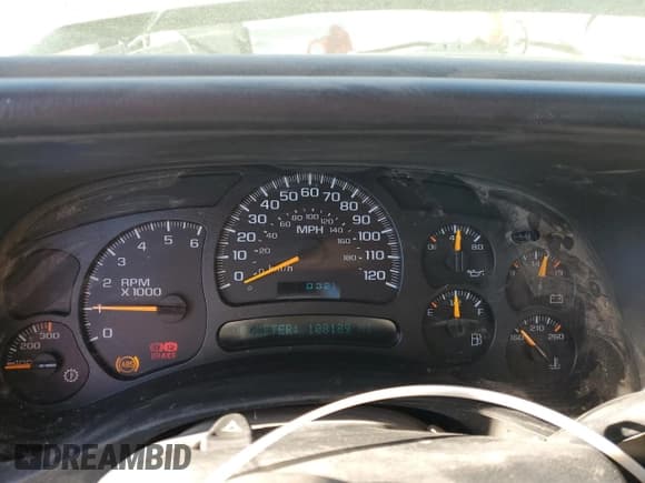 ✅ 2005 Chevrolet Silverado 2500HD Work Truck • VIN: 1GCHK24U25E340637 • Лот: 45871295. Опубликован ранее на Copart с пробегом 108 189 миль. Бесплатный доступ к архиву аукционных продаж из США и подробный отчёт об истории автомобиля на DreamBid. Изображение 9.