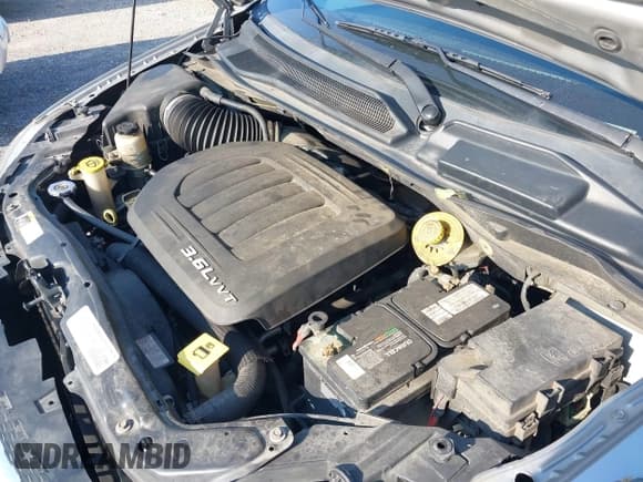 ✅ 2015 Dodge Grand Caravan SXT • VIN: 2C4RDGCG5FR733575 • Lot: 42647763. Wystawiony na IAAI z przebiegiem 279 285 mil. Bezpłatny archiwum sprzedaży aukcyjnych z USA i szczegółowy raport historii pojazdu na DreamBid. Zdjęcie 10.