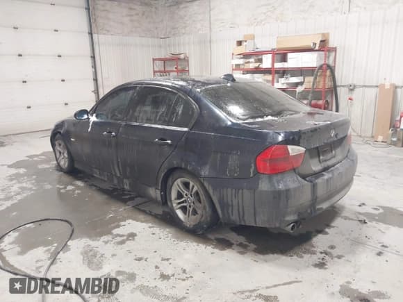 ✅ 2008 BMW 3 Series 328xi • VIN: WBAVC93528K037699 • Lot: 43634683. Wystawiony na IAAI z przebiegiem 143 531 mil. Bezpłatny archiwum sprzedaży aukcyjnych z USA i szczegółowy raport historii pojazdu na DreamBid. Zdjęcie 3.
