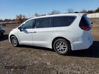 ✅ 2024 Chrysler Pacifica Touring L • VIN: 2C4RC1BGXRR120163 • Lot: 92834305. Wystawiony na Copart z przebiegiem 69 293 mil. Bezpłatny archiwum sprzedaży aukcyjnych z USA i szczegółowy raport historii pojazdu na DreamBid. Zdjęcie 2.