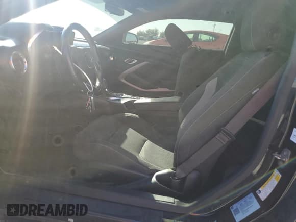 ✅ 2021 Chevrolet Camaro 1LS • VIN: 1G1FB1RX6M0142720 • Lot: 93659565. Listed on Copart with 39,715 mi. Free auction sales archive from the USA and detailed vehicle history report at DreamBid. Image 7.