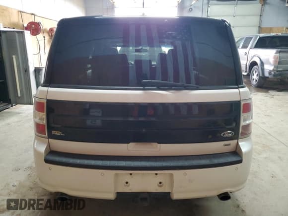 ✅ 2016 Ford Flex SEL • VIN: 2FMHK6C85GBA17205 • Лот: 81402335. Опубликован ранее на Copart с пробегом 161 871 миль. Бесплатный доступ к архиву аукционных продаж из США и подробный отчёт об истории автомобиля на DreamBid. Изображение 6.