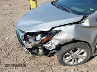 2019 Chevrolet Cruze LT with VIN 1G1BE5SM7K7126169, listed as a IAAI auction lot 43262508 with 178,979 mi miles and . Bid and sale history available at DreamBid. Image 6.