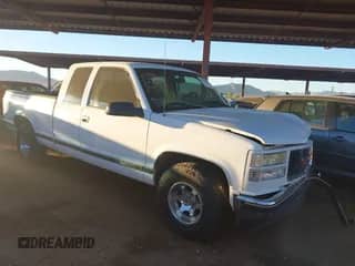 1997 GMC Sierra 1500 с VIN 1GTEC19M1VE524695, выставлен на аукционе IAAI как лот 43552092 с пробегом 215 857 миль миль и . История ставок и продаж доступна на DreamBid. Изображение 1.