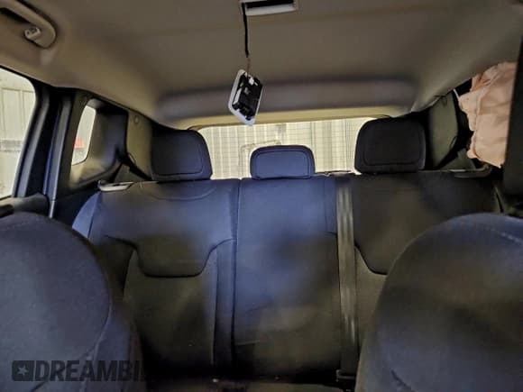 ✅ 2018 Jeep Renegade Sport • VIN: ZACCJBAB9JPH69713 • Lot: 94594195. Wystawiony na Copart z przebiegiem 69 783 mil. Bezpłatny archiwum sprzedaży aukcyjnych z USA i szczegółowy raport historii pojazdu na DreamBid. Zdjęcie 10.