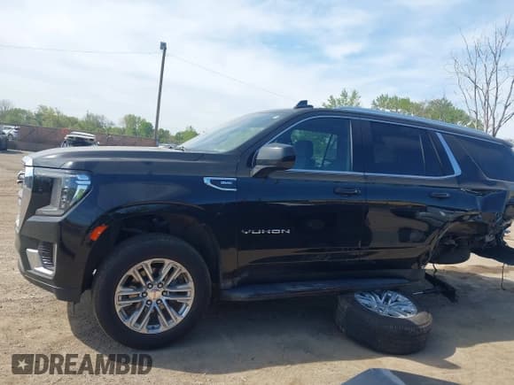 ✅ 2022 GMC Yukon SLE • VIN: 1GKS2AKD6NR122426 • Lot: 42245049. Listed on IAAI with 59,332 mi. Free auction sales archive from the USA and detailed vehicle history report at DreamBid. Image 15.
