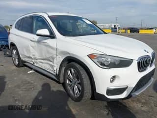 ✅ 2017 BMW X1 xDrive28i • VIN: WBXHT3C36H5F83048 • Лот: 43676275. Опубликован ранее на IAAI с пробегом 93 926 миль. Бесплатный доступ к архиву аукционных продаж из США и подробный отчёт об истории автомобиля на DreamBid. Изображение 1.