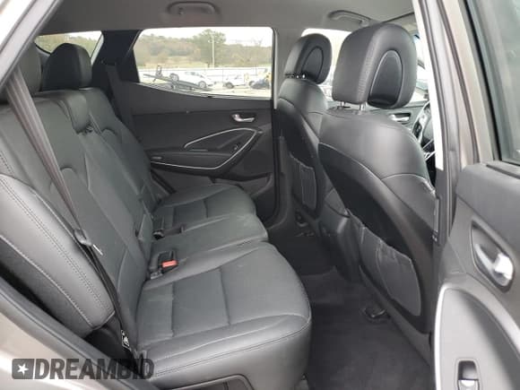 ✅ 2018 Hyundai Santa Fe 2.0T • VIN: 5NMZUDLA1JH058790 • Лот: 73980193. Опубликован ранее на Copart с пробегом 139 337 миль. Бесплатный доступ к архиву аукционных продаж из США и подробный отчёт об истории автомобиля на DreamBid. Изображение 11.