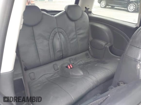 ✅ 2003 MINI Hardtop • VIN: WMWRC334X3TE16168 • Lot: 43880126. Listed on IAAI with Not provided. Free auction sales archive from the USA and detailed vehicle history report at DreamBid. Image 8.