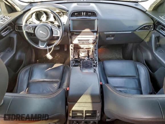 ✅ 2020 Jaguar F-Pace 30t Prestige • VIN: SADCK2GX5LA635465 • Lot: 95455225. Wystawiony na Copart z przebiegiem 129 490 mil. Bezpłatny archiwum sprzedaży aukcyjnych z USA i szczegółowy raport historii pojazdu na DreamBid. Zdjęcie 8.