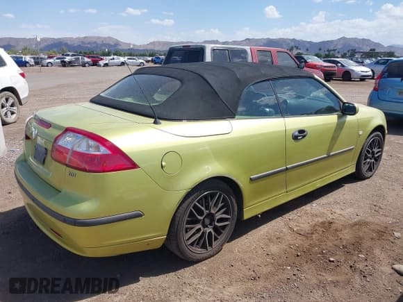 ✅ 2005 Saab 9-3 • VIN: YS3FD75Y356000500 • Lot: 42884879. Wystawiony na IAAI z przebiegiem 133 356 mil. Bezpłatny archiwum sprzedaży aukcyjnych z USA i szczegółowy raport historii pojazdu na DreamBid. Zdjęcie 4.