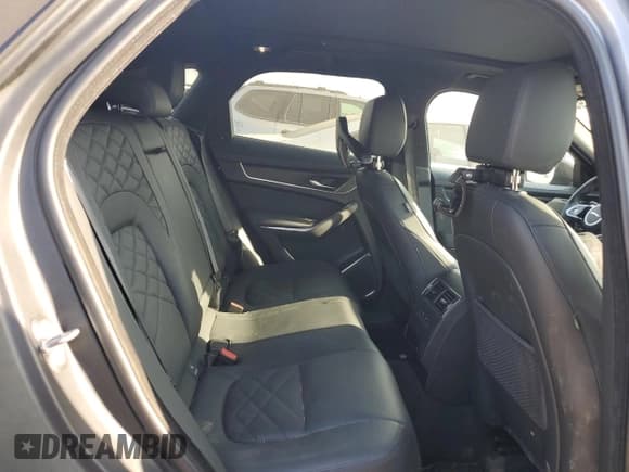 ✅ 2023 Jaguar F-Pace S • VIN: SADCJ2EX8PA715693 • Lot: 72086395. Wystawiony na Copart z przebiegiem 25 447 mil. Bezpłatny archiwum sprzedaży aukcyjnych z USA i szczegółowy raport historii pojazdu na DreamBid. Zdjęcie 10.