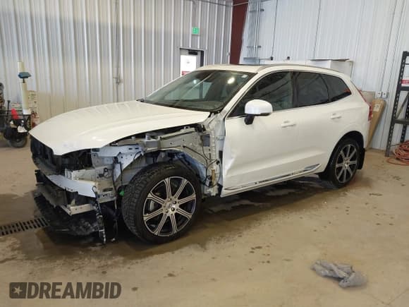 ✅ 2020 Volvo XC60 Inscription • VIN: YV4102RL8L1489868 • Lot: 42873439. Listed on IAAI with 92,829 mi. Free auction sales archive from the USA and detailed vehicle history report at DreamBid. Image 2.