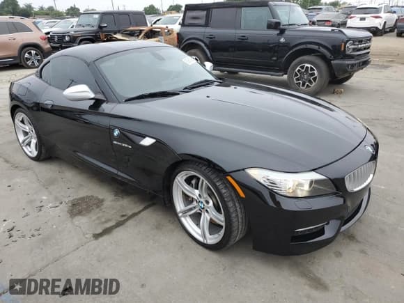 ✅ 2011 BMW Z4 sDrive35is • VIN: WBALM1C59BE633274 • Lot: 60881965. Listed on Copart with 56,504 mi. Free auction sales archive from the USA and detailed vehicle history report at DreamBid. Image 4.