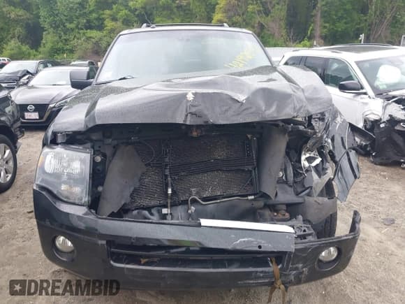 ✅ 2012 Ford Expedition Max Limited • VIN: 1FMJK2A55CEF63598 • Lot: 42192541. Listed on IAAI with 155,586 mi. Free auction sales archive from the USA and detailed vehicle history report at DreamBid. Image 12.