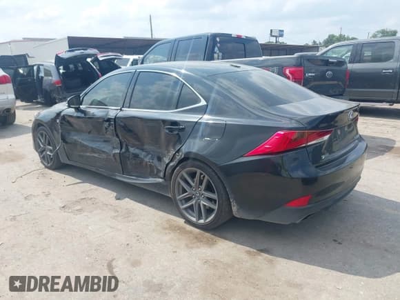✅ 2017 Lexus IS 200t • VIN: JTHBA1D21H5039829 • Lot: 42251228. Wystawiony na IAAI z przebiegiem 70 633 mil. Bezpłatny archiwum sprzedaży aukcyjnych z USA i szczegółowy raport historii pojazdu na DreamBid. Zdjęcie 3.
