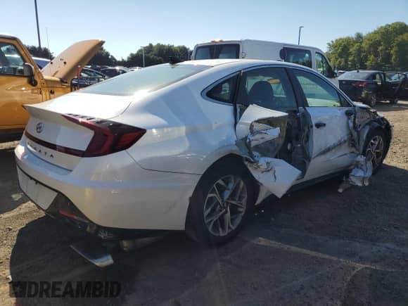 2020 Hyundai Sonata SEL с VIN 5NPEF4JA7LH022913, выставлен на аукционе Copart как лот 70807695 с пробегом 55 870 миль миль и Списание • Salvage title. История ставок и продаж доступна на DreamBid. Изображение 3.