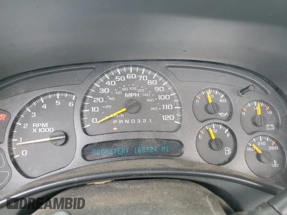 ✅ 2006 GMC Sierra 1500 Work Truck • VIN: 1GTEC14V66Z100214 • Лот: 59821015. Опубликован ранее на Copart с пробегом 168 724 миль. Бесплатный доступ к архиву аукционных продаж из США и подробный отчёт об истории автомобиля на DreamBid. Изображение 9.