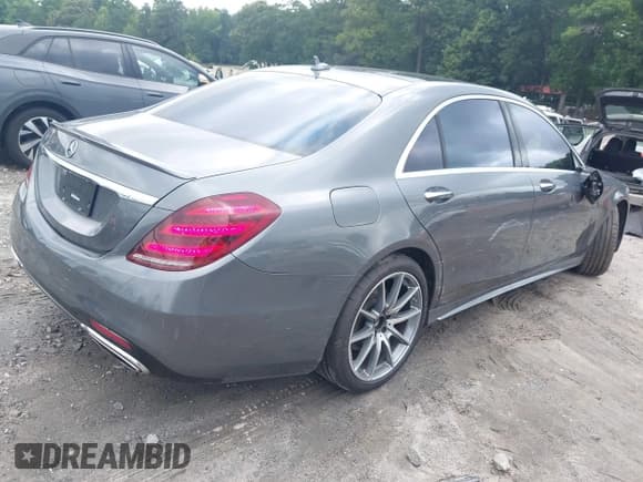 ✅ 2018 Mercedes-Benz S 450 • VIN: WDDUG6GB0JA358174 • Lot: 42539967. Listed on IAAI with 69,470 mi. Free auction sales archive from the USA and detailed vehicle history report at DreamBid. Image 4.