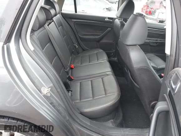 ✅ 2012 Volkswagen Jetta TDI • VIN: 3VWPL7AJXCM657893 • Lot: 43535794. Listed on IAAI with 139,296 mi. Free auction sales archive from the USA and detailed vehicle history report at DreamBid. Image 8.