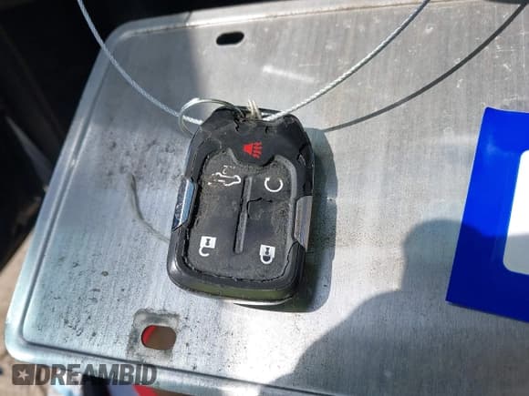 ✅ 2021 Chevrolet Silverado 1500 RST • VIN: 3GCPWDED2MG325900 • Lot: 42745304. Wystawiony na IAAI z przebiegiem 86 761 mil. Bezpłatny archiwum sprzedaży aukcyjnych z USA i szczegółowy raport historii pojazdu na DreamBid. Zdjęcie 11.