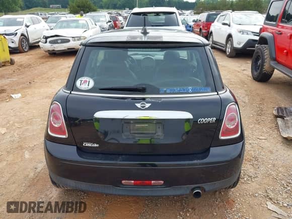 2012 MINI Hardtop с VIN WMWSU3C58CT540024, выставлен на аукционе IAAI как лот 42365569 с пробегом 103 274 миль миль и . История ставок и продаж доступна на DreamBid. Изображение 16.