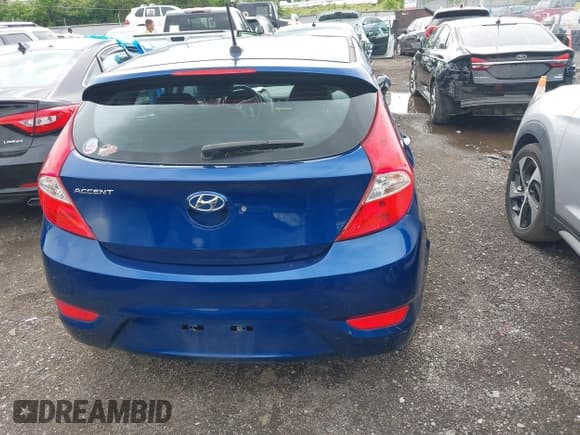✅ 2015 Hyundai Accent Sport • VIN: KMHCU5AE8FU227099 • Lot: 42198582. Wystawiony na IAAI z przebiegiem 139 734 mil. Bezpłatny archiwum sprzedaży aukcyjnych z USA i szczegółowy raport historii pojazdu na DreamBid. Zdjęcie 15.