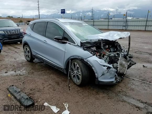 ✅ 2018 Chevrolet Bolt EV Premier • VIN: 1G1FX6S08J4113803 • Lot: 70184935. Listed on Copart with Not provided. Free auction sales archive from the USA and detailed vehicle history report at DreamBid. Image 13.