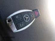 ✅ 2013 Mercedes-Benz C 250 • VIN: WDDGJ4HB7DG014960 • Lot: 41782657. Wystawiony na IAAI z przebiegiem 115 352 mil. Bezpłatny archiwum sprzedaży aukcyjnych z USA i szczegółowy raport historii pojazdu na DreamBid. Zdjęcie 11.