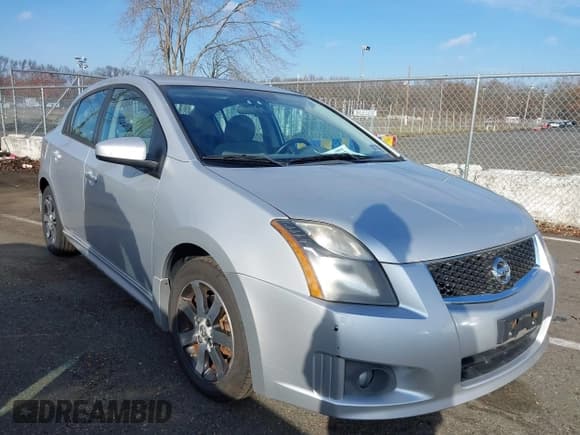 ✅ 2012 Nissan Sentra S • VIN: 3N1AB6APXCL646797 • Lot: 43847187. Wystawiony na IAAI z przebiegiem 72 534 mil. Bezpłatny archiwum sprzedaży aukcyjnych z USA i szczegółowy raport historii pojazdu na DreamBid. Zdjęcie 12.