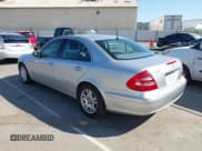 ✅ 2006 Mercedes-Benz E 350 • VIN: WDBUF56J06A801123 • Lot: 42623894. Wystawiony na IAAI z przebiegiem 209 205 mil. Bezpłatny archiwum sprzedaży aukcyjnych z USA i szczegółowy raport historii pojazdu na DreamBid. Zdjęcie 3.
